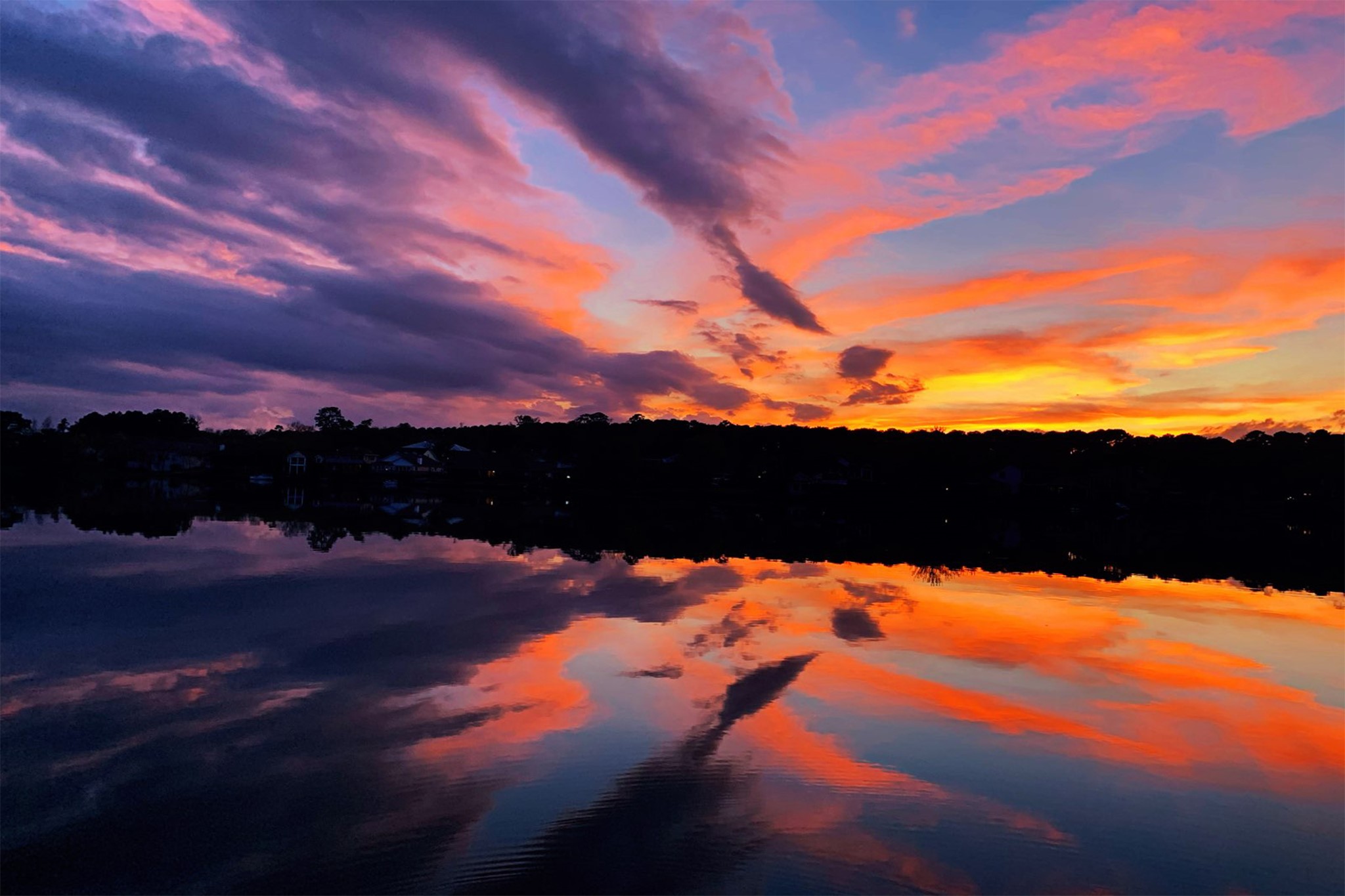 14 Lakeview Manor Huntsville, TX 77340 - Photo 24 of 48 a view of lake