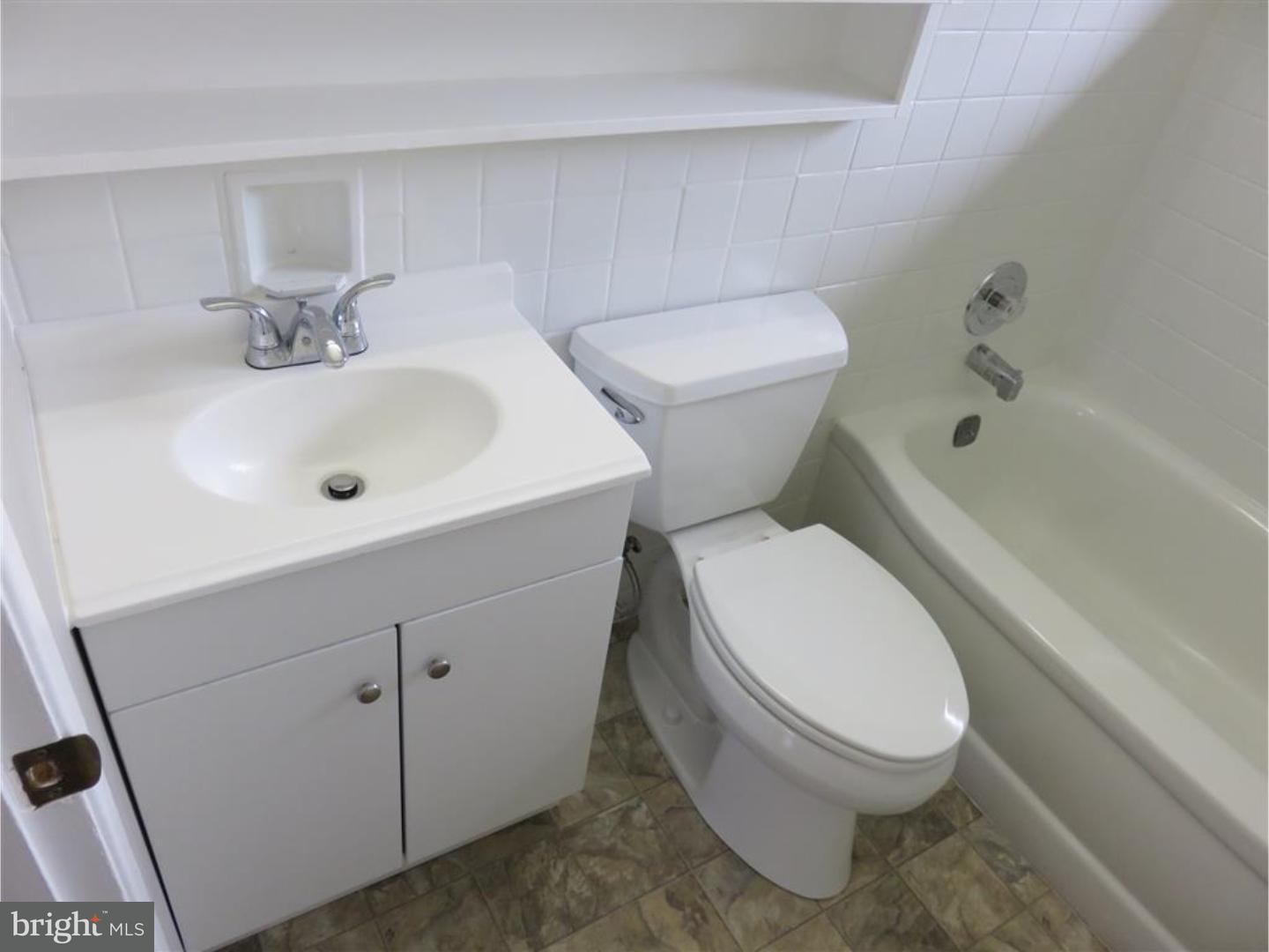 78 Indigo Road Levittown, PA 19057 - Photo 14 of 25 Gallery Image 14