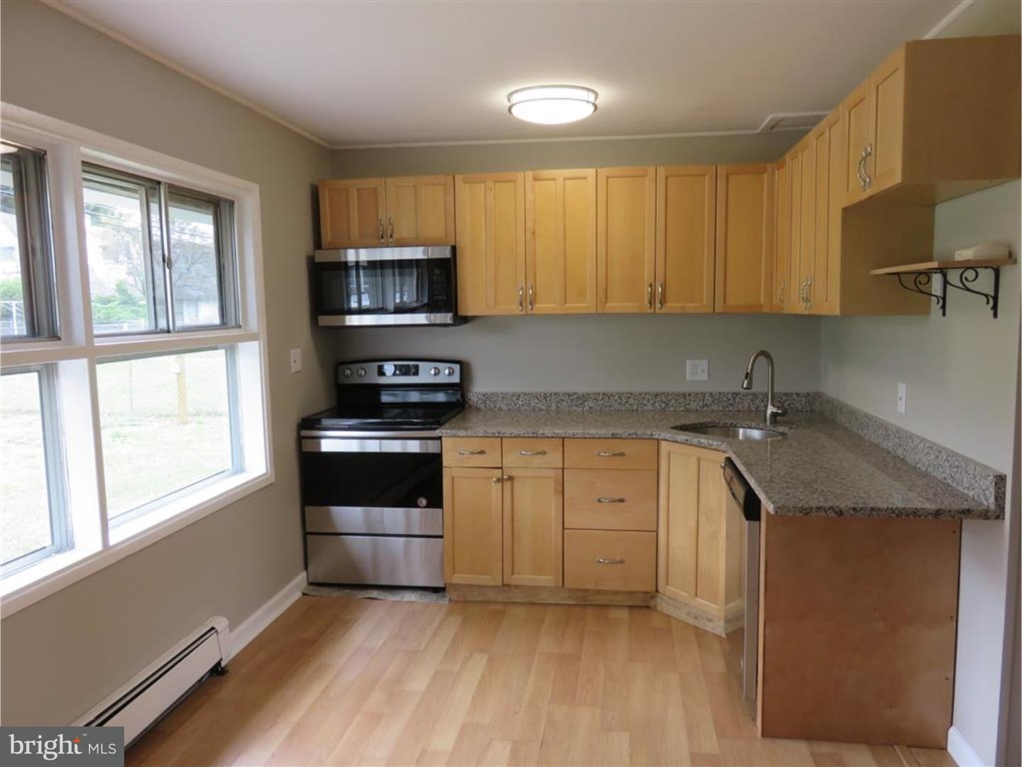78 Indigo Road Levittown, PA 19057 - Photo 5 of 25 Gallery Image 5