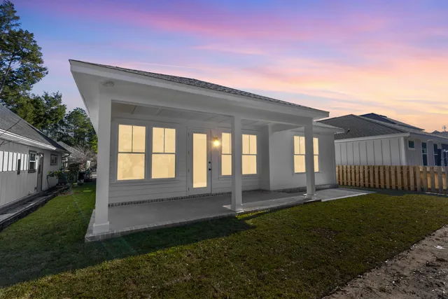 $489,500 | 236 Marsh Landing North, Freeport, FL 32439