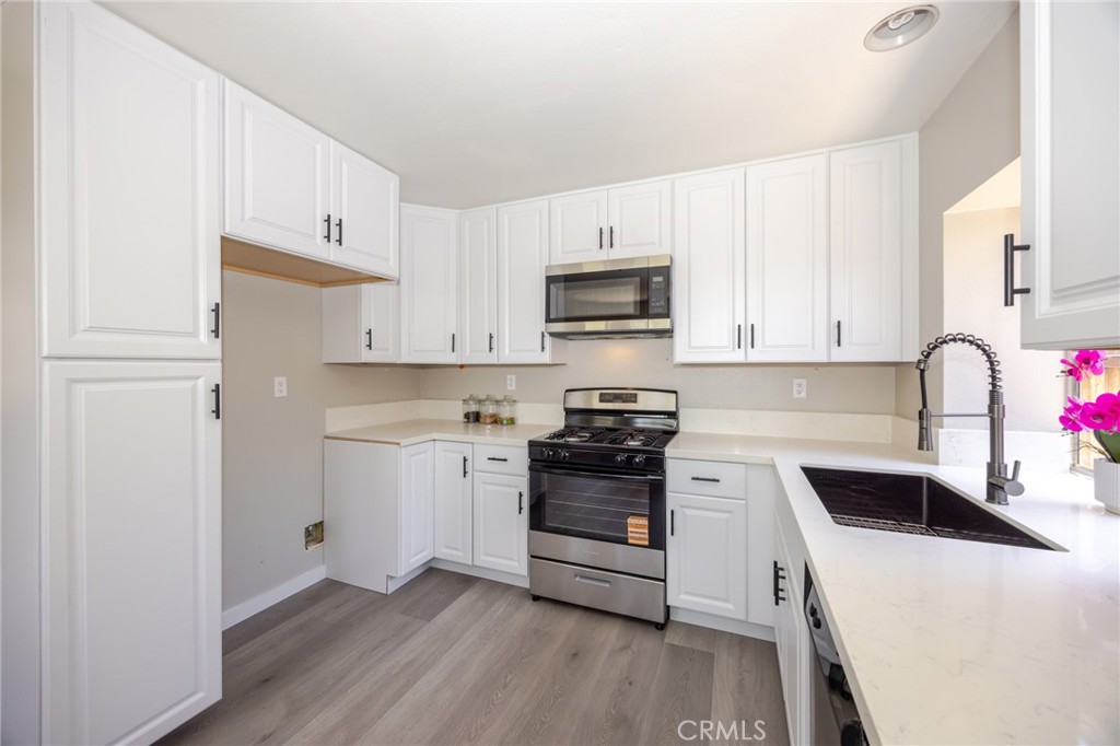 11013 Shaw Street Rancho Cucamonga, CA 91701 - Photo 15 of 32