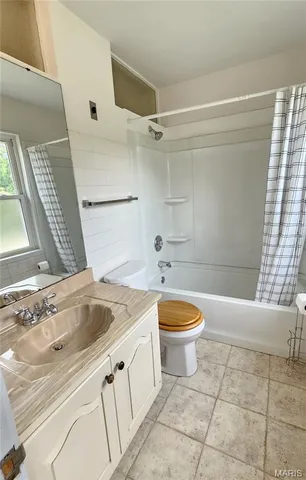 $330,000 | 9117 Tiber Court, Affton, MO 63123