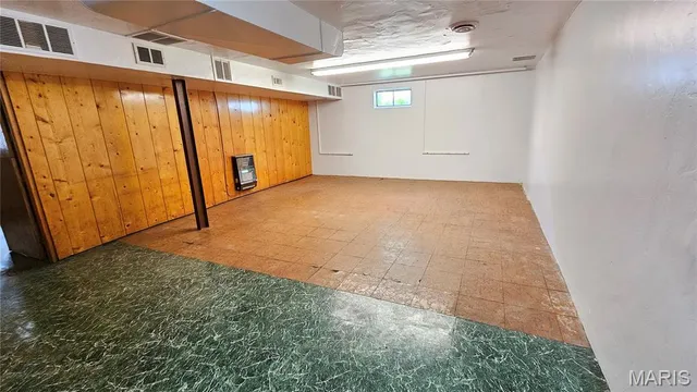 $330,000 | 9117 Tiber Court, Affton, MO 63123