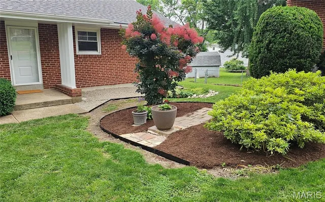 $330,000 | 9117 Tiber Court, Affton, MO 63123