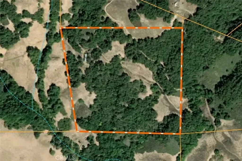 0 Old Creek Road Templeton, CA 93465 - Photo 26 of 26 an aerial view of a house with a yard and lake view