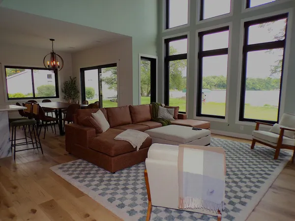 $998,000 | 1920 Geneva Road Northeast, Alexandria, MN 56308