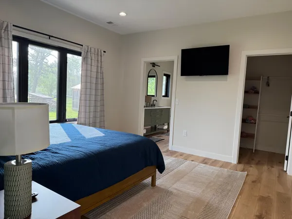 $998,000 | 1920 Geneva Road Northeast, Alexandria, MN 56308