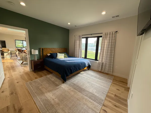 $998,000 | 1920 Geneva Road Northeast, Alexandria, MN 56308