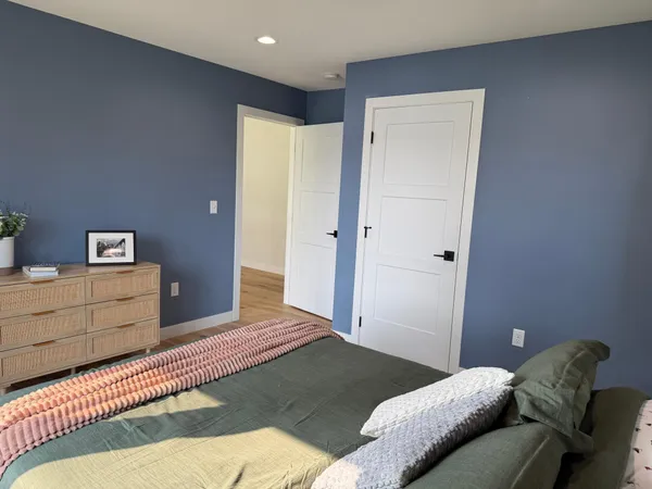 $998,000 | 1920 Geneva Road Northeast, Alexandria, MN 56308