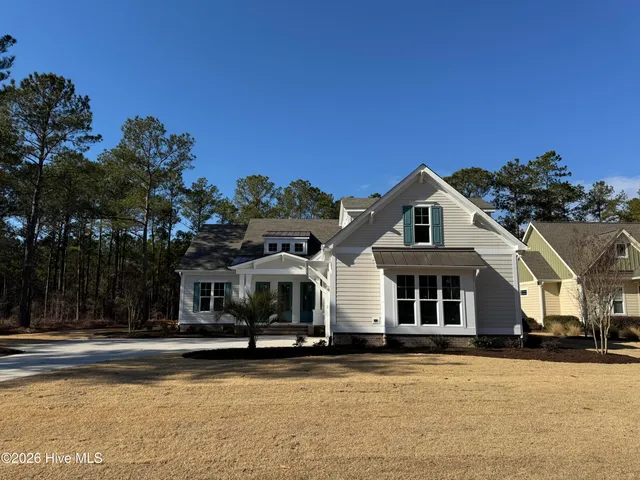 $877,347 | 9418 Fallen Pear Lane Northeast, Leland, NC 28451