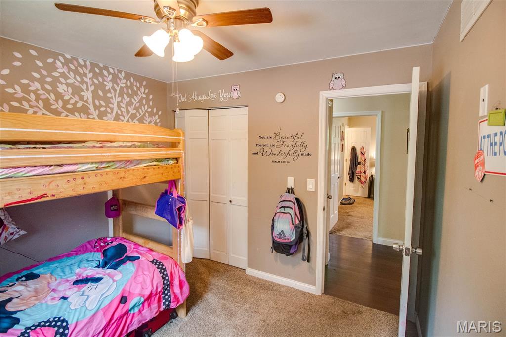 5204 Pin Oak Drive Alton, IL 62002 - Photo 25 of 45