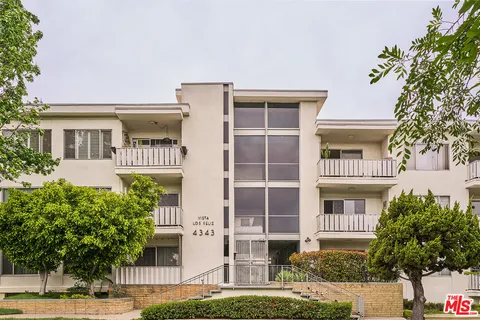 $799,000 | 4343 Finley Avenue, Unit 4, Los Angeles, CA 90027