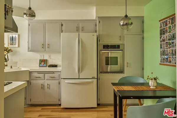$799,000 | 4343 Finley Avenue, Unit 4, Los Angeles, CA 90027