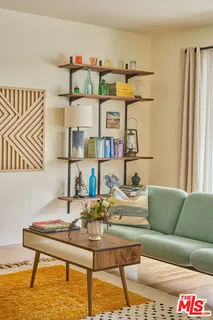 $799,000 | 4343 Finley Avenue, Unit 4, Los Angeles, CA 90027