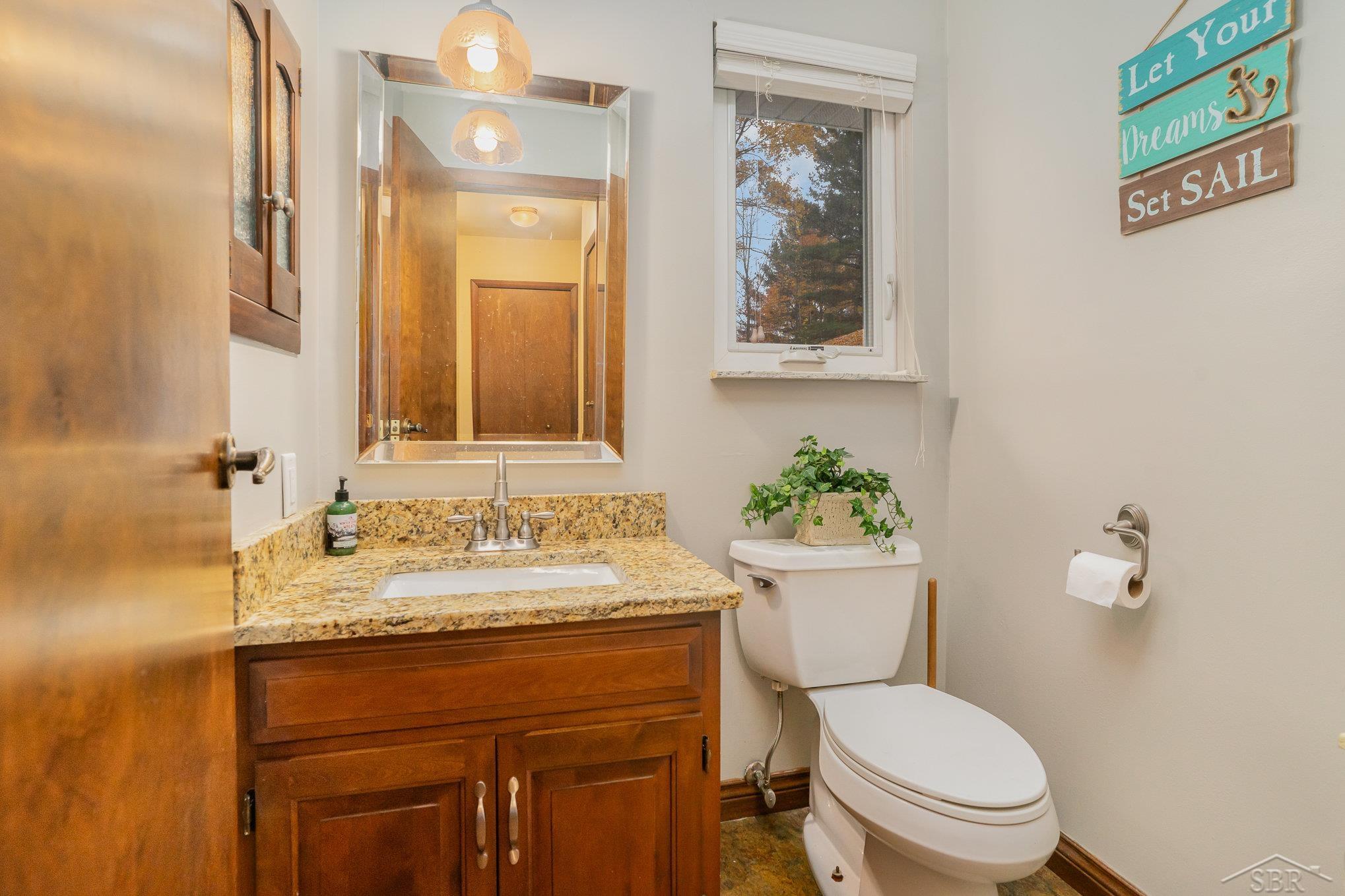 655 West Parish Road Kawkawlin, MI 48631 - Photo 11 of 44 Gallery Image 11