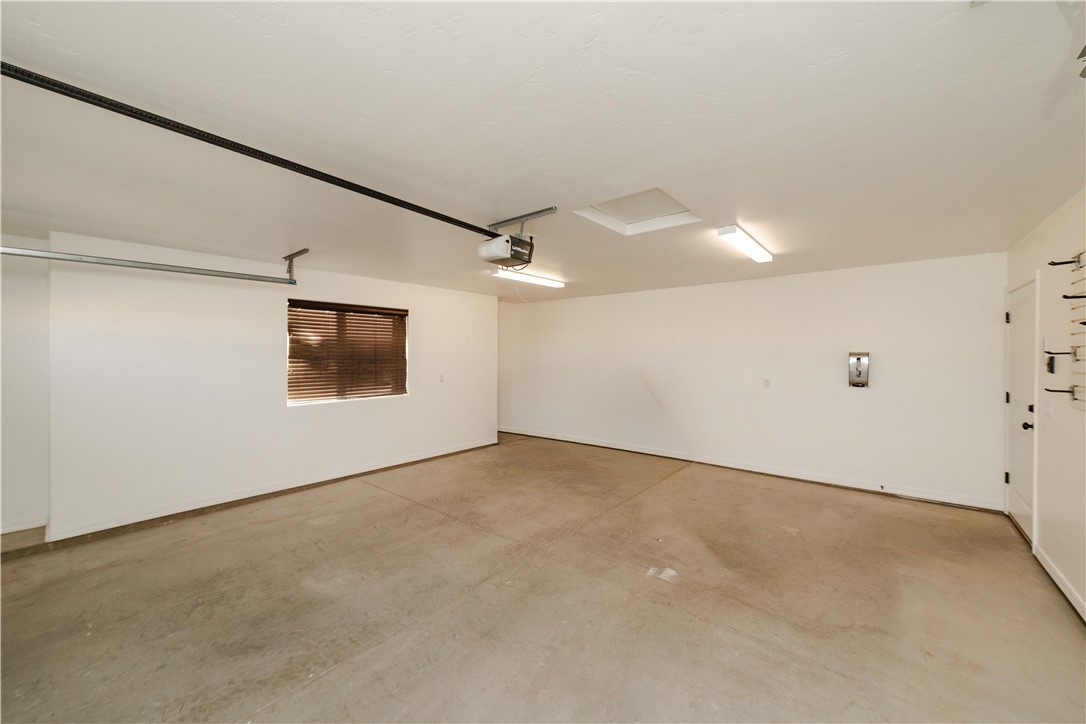 3379 Motherload Road Kingman, AZ 86401 - Photo 41 of 67 Garage with a garage door opener