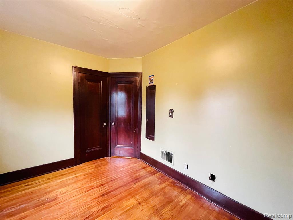 11375 Canal Road Sterling Heights, MI 48314 - Photo 10 of 23 Gallery Image 10
