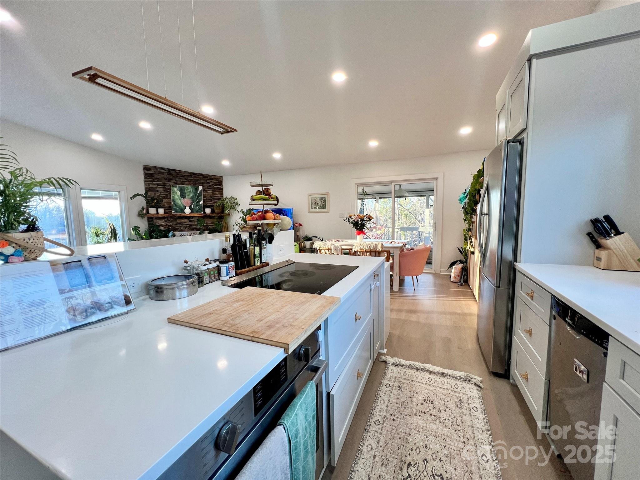 9009 Cebu Court Fort Mill, SC 29708 - Photo 12 of 35 a large kitchen with lots of counter space