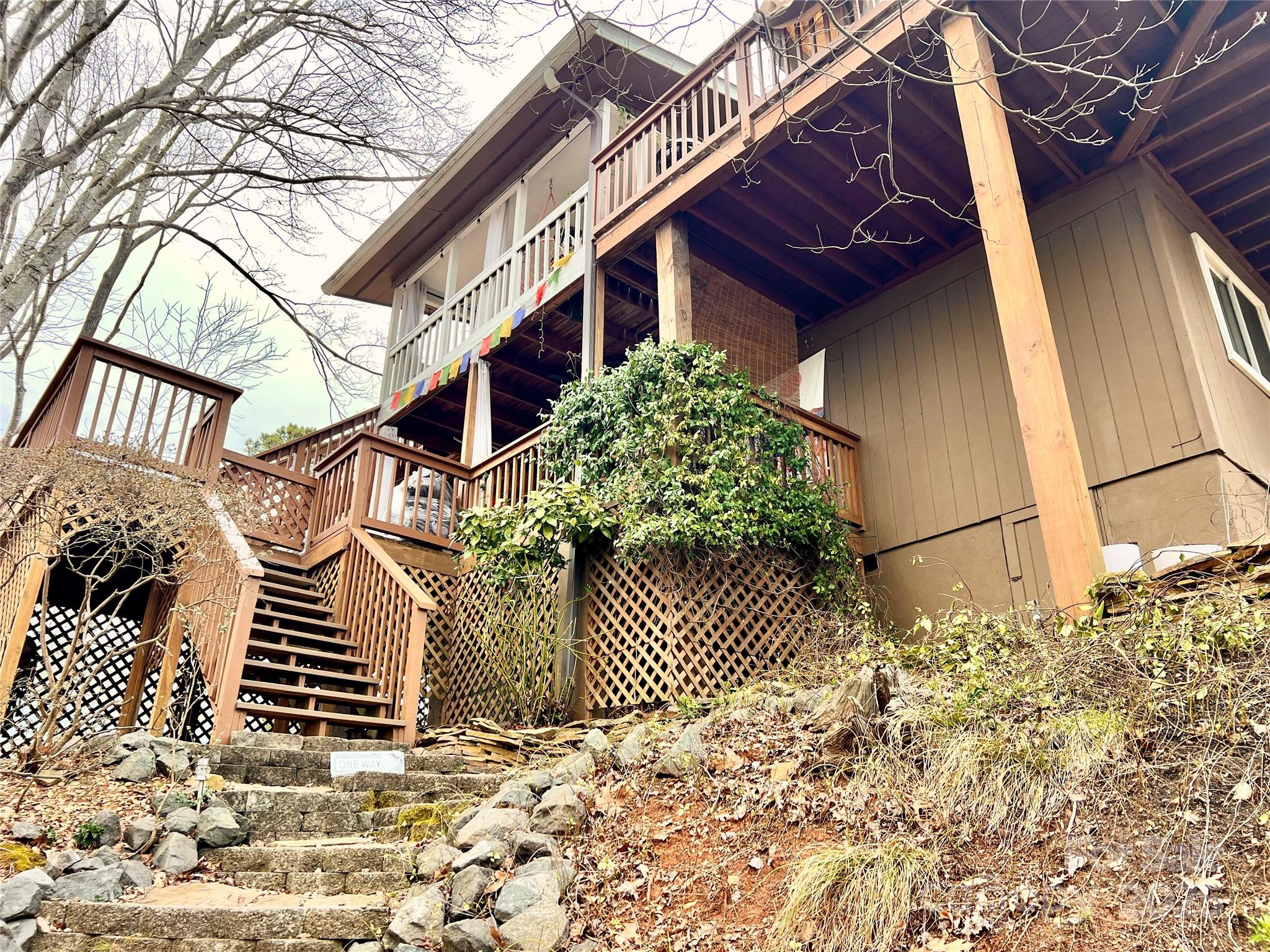 9009 Cebu Court Fort Mill, SC 29708 - Photo 2 of 35 a front view of a house