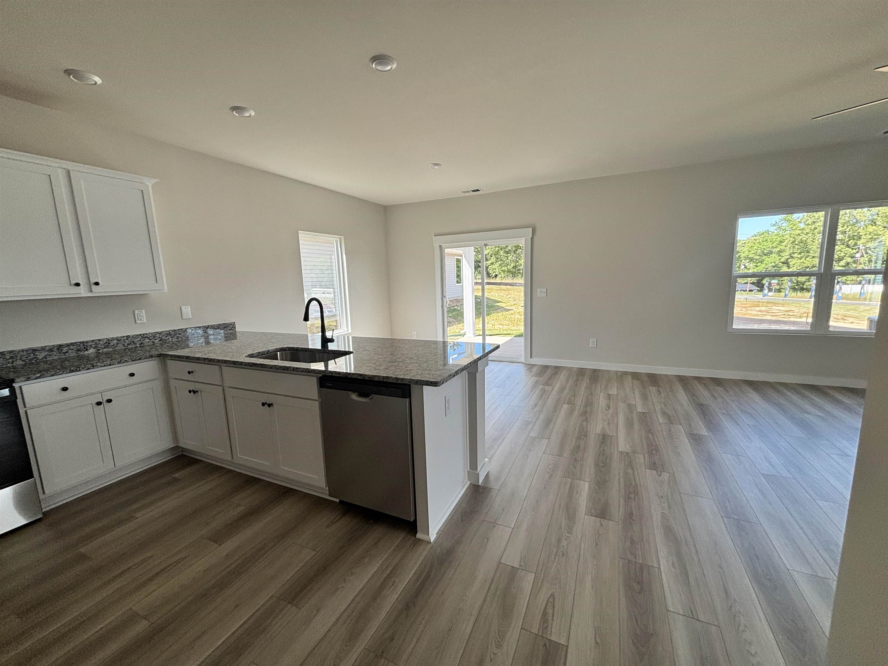 400 West Claywalk Road Woodruff, SC 29388 - Photo 5 of 7