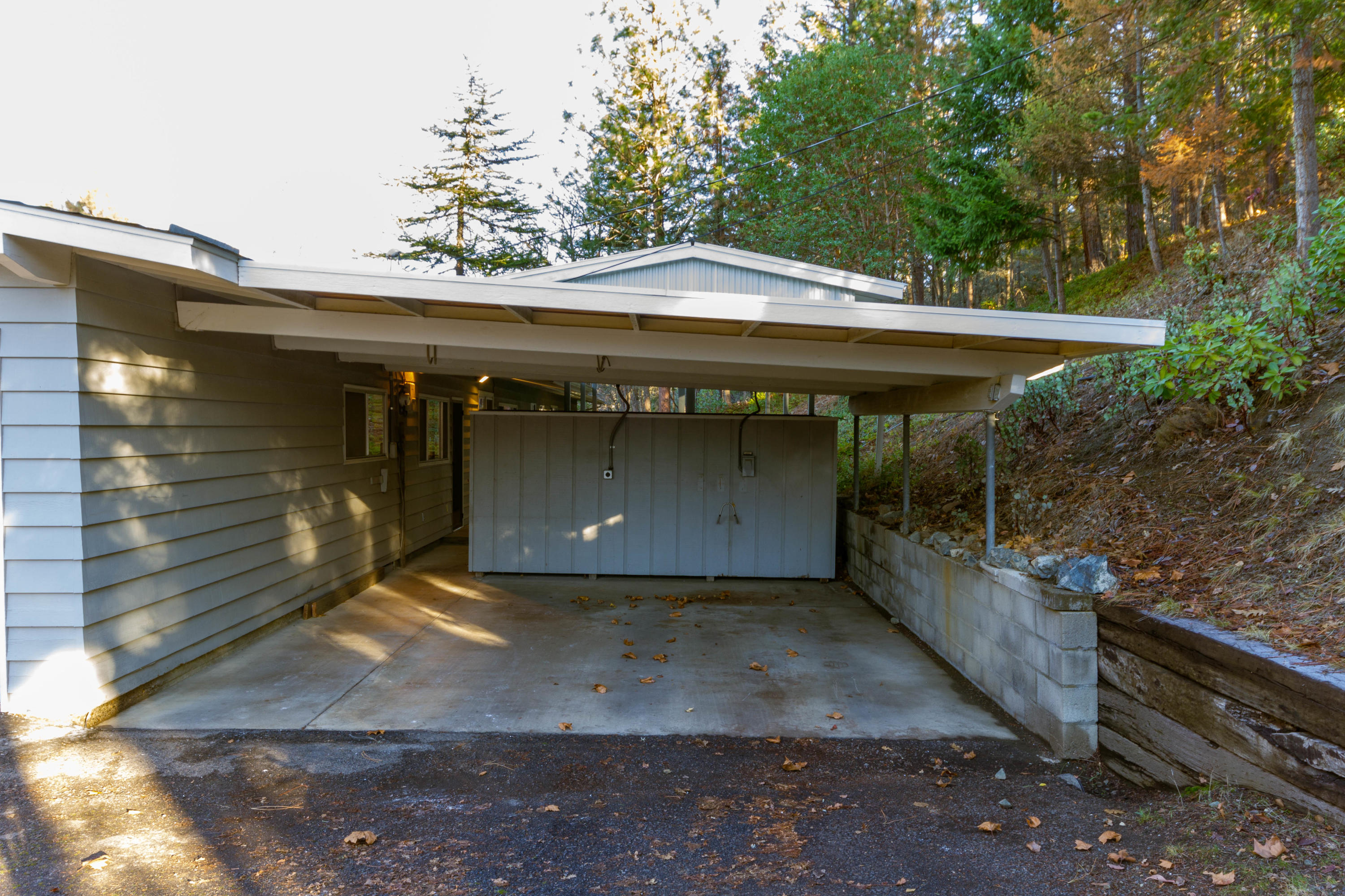 2775 Quail Run Road Talent, OR 97540 - Photo 20 of 22 a view of outdoor space and yard