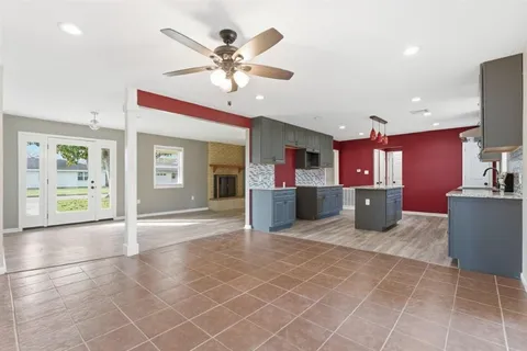 $188,000 | 233 Beauregard Street, Lake Charles, LA 70605