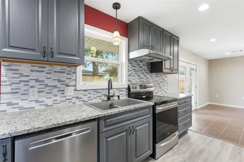 $188,000 | 233 Beauregard Street, Lake Charles, LA 70605