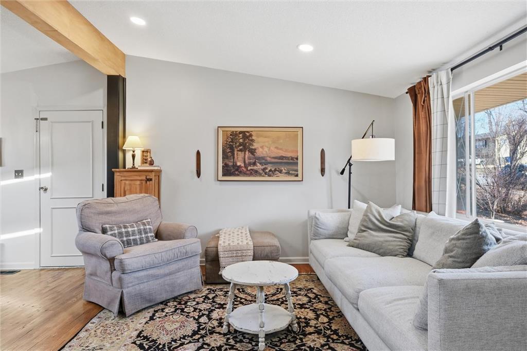 9938 Fair Ln Road Lenexa, KS 66215 - Photo 3 of 22