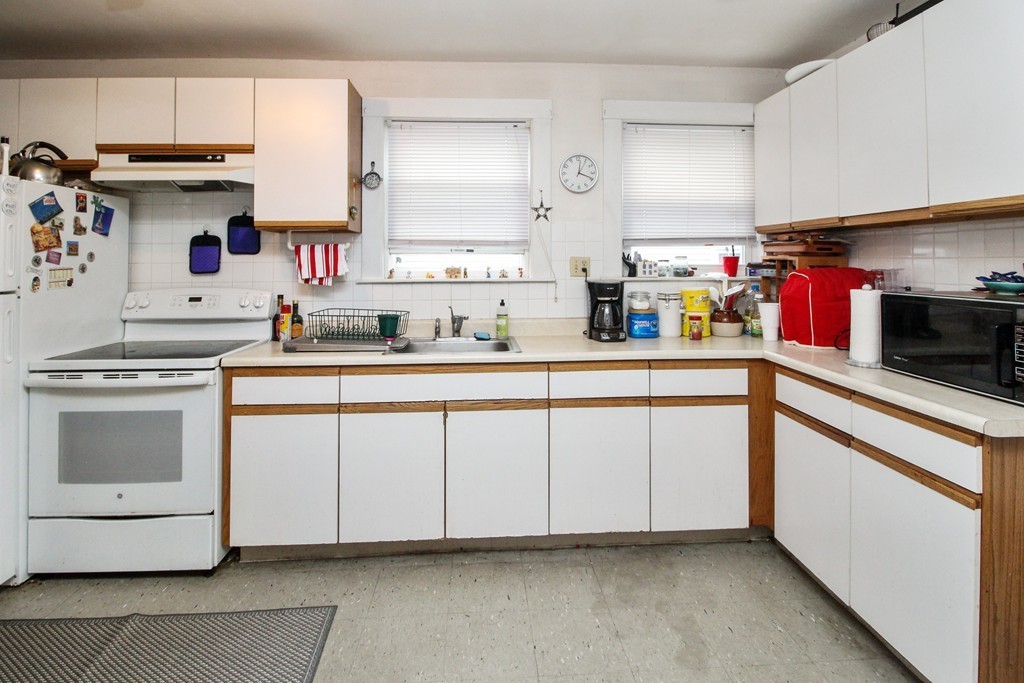 35-37 Egerton Road Arlington, MA 02474 - Photo 3 of 13 Gallery Image 3