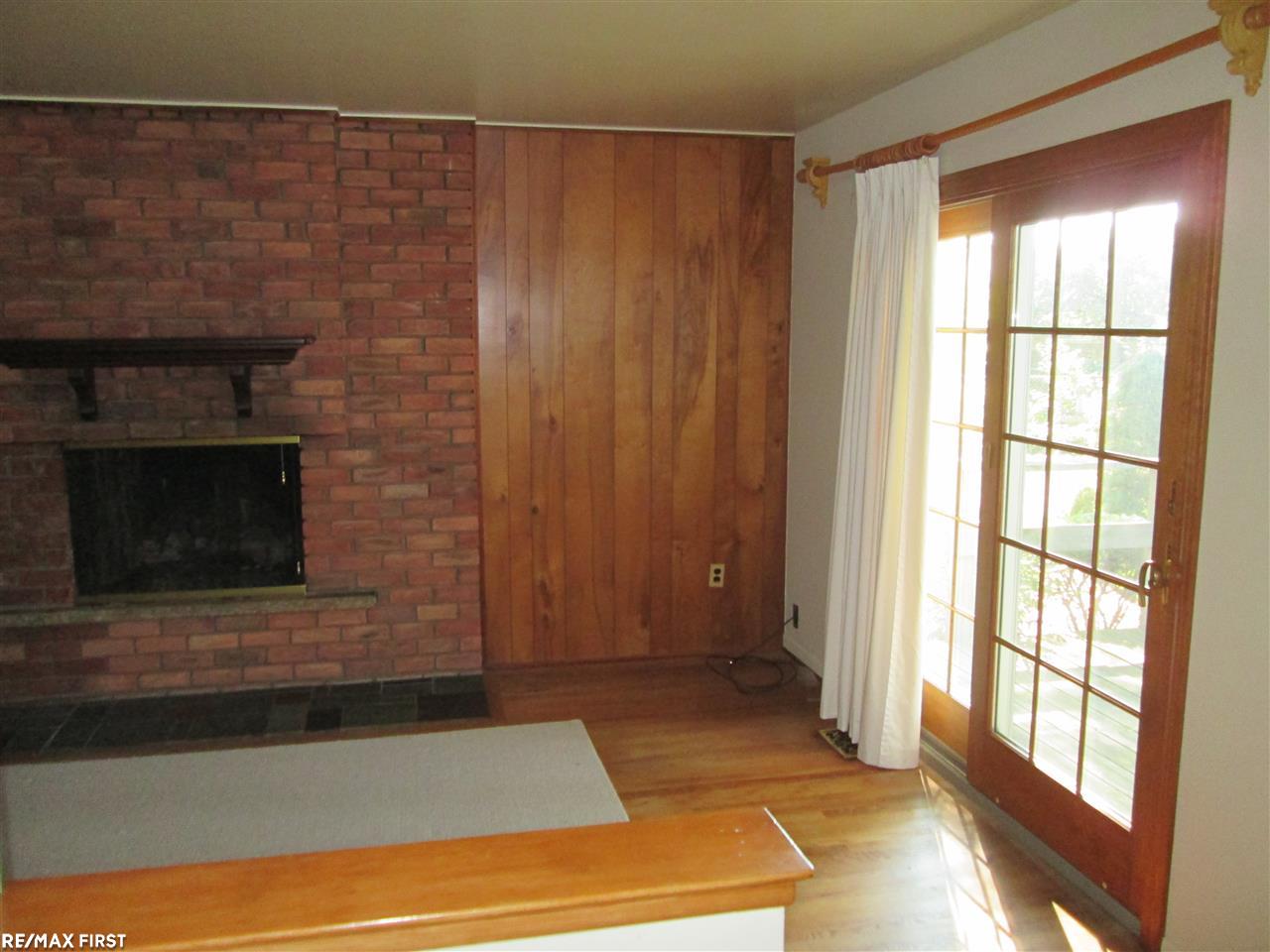 32378 Woody Road Fraser, MI 48026 - Photo 9 of 17 31356859-8.JPG