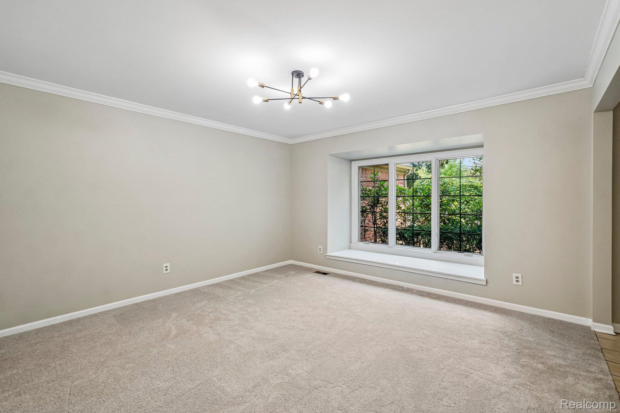 4523 Rivers Edge Drive Troy, MI 48098 - Photo 24 of 69 21-web-or-mls-- 4523 Rivers Edge Dr-S0808-021.jpg