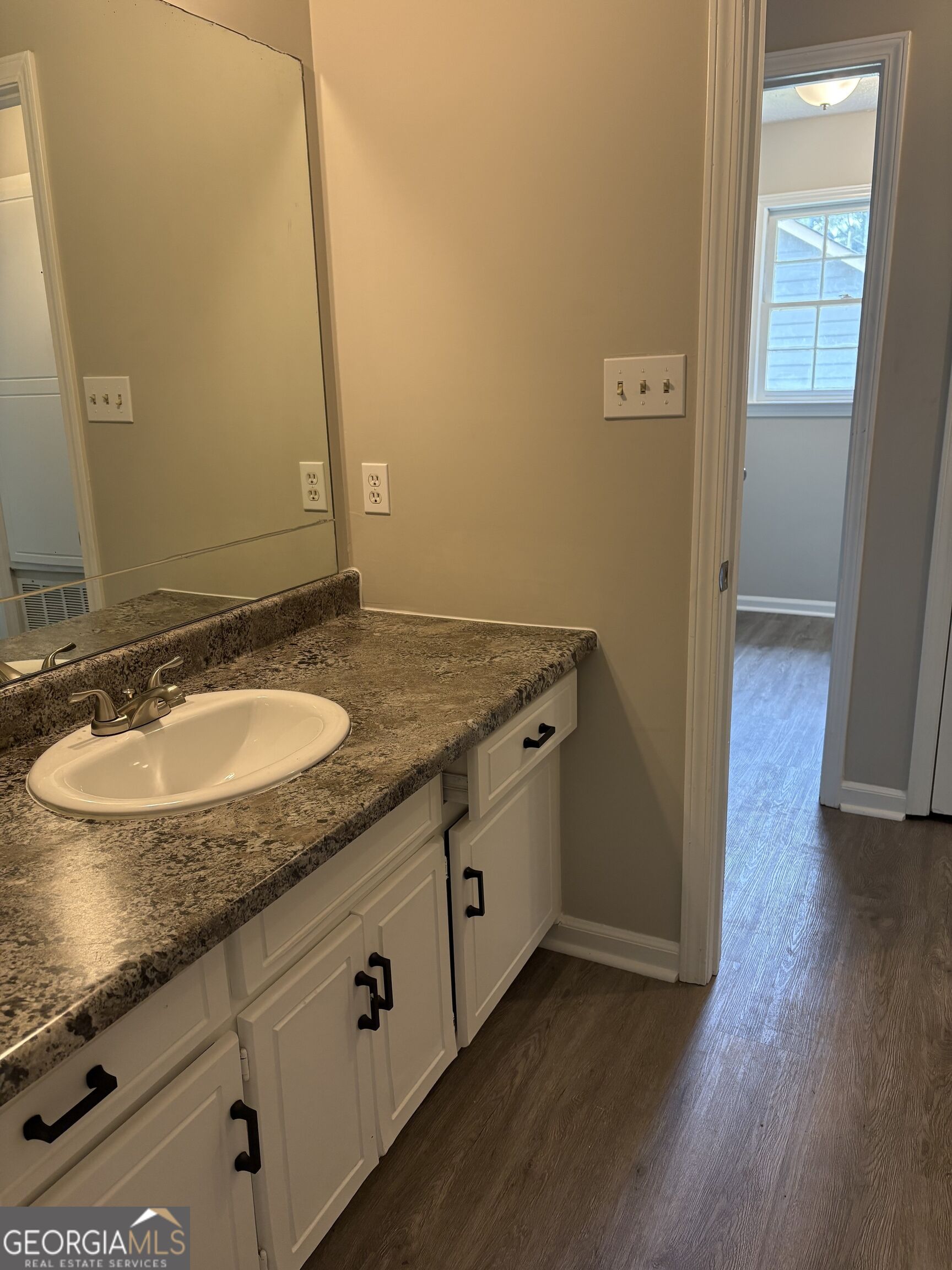 6103 Chaseland Road Rex, GA 30273 - Photo 13 of 22 Gallery Image 13