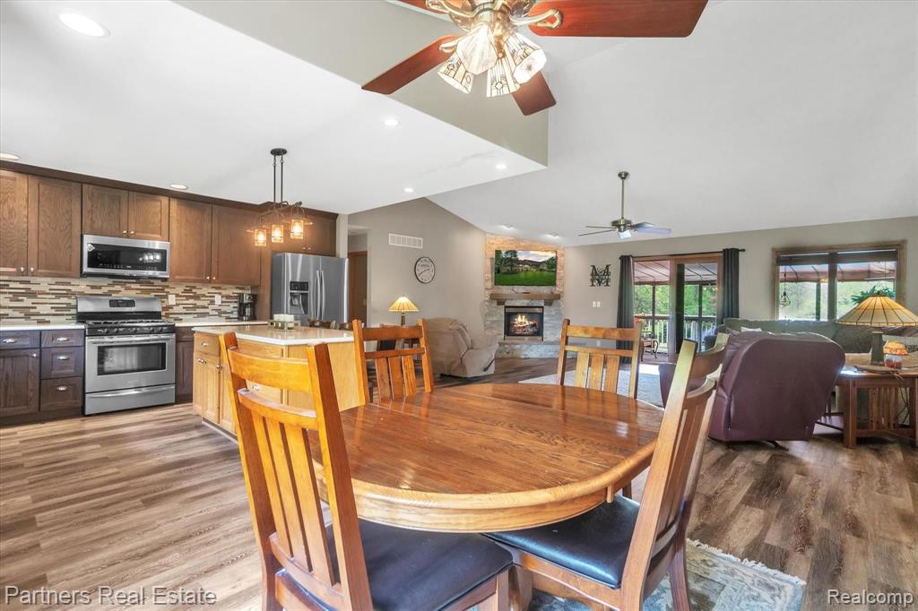 7529 Clyde Road Fenton, MI 48430 - Photo 15 of 51 Gallery Image 15