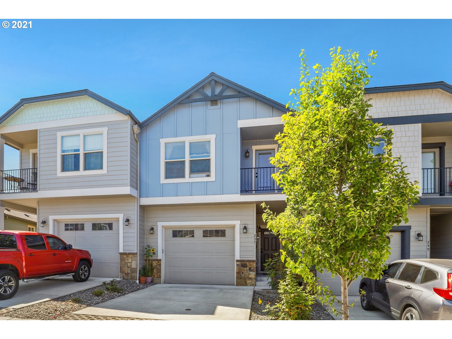 237 North 43rd Place Ridgefield, WA 98642 - Photo 3 of 32