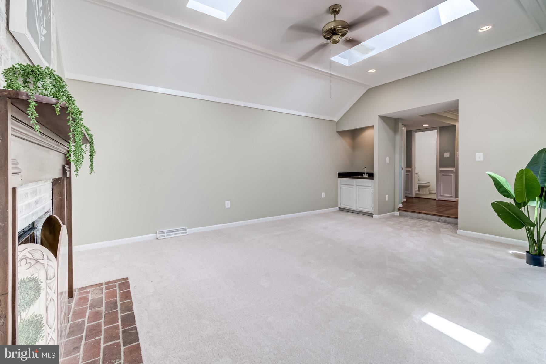 7593 Seabrook Lane Springfield, VA 22153 - Photo 24 of 57