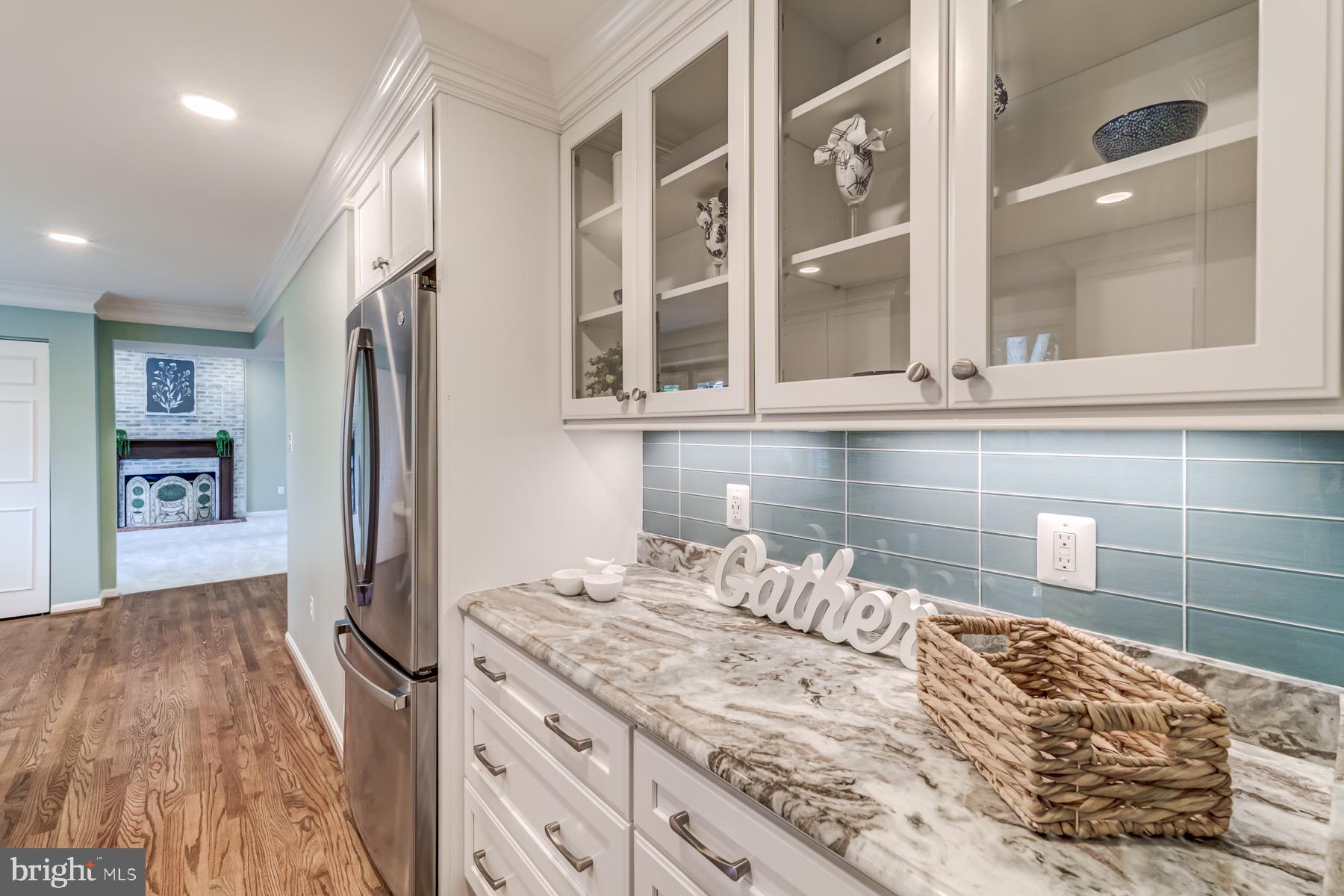 7593 Seabrook Lane Springfield, VA 22153 - Photo 5 of 57