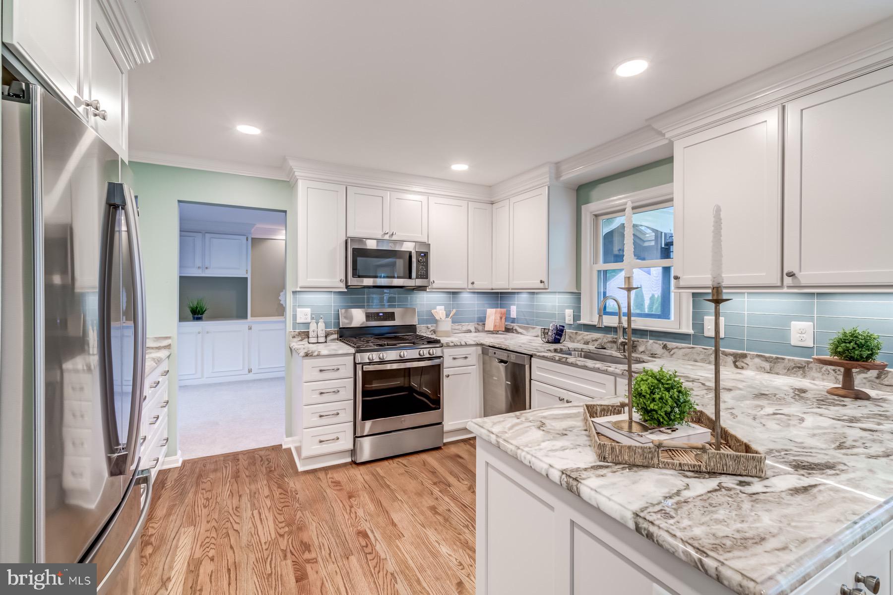 7593 Seabrook Lane Springfield, VA 22153 - Photo 7 of 57