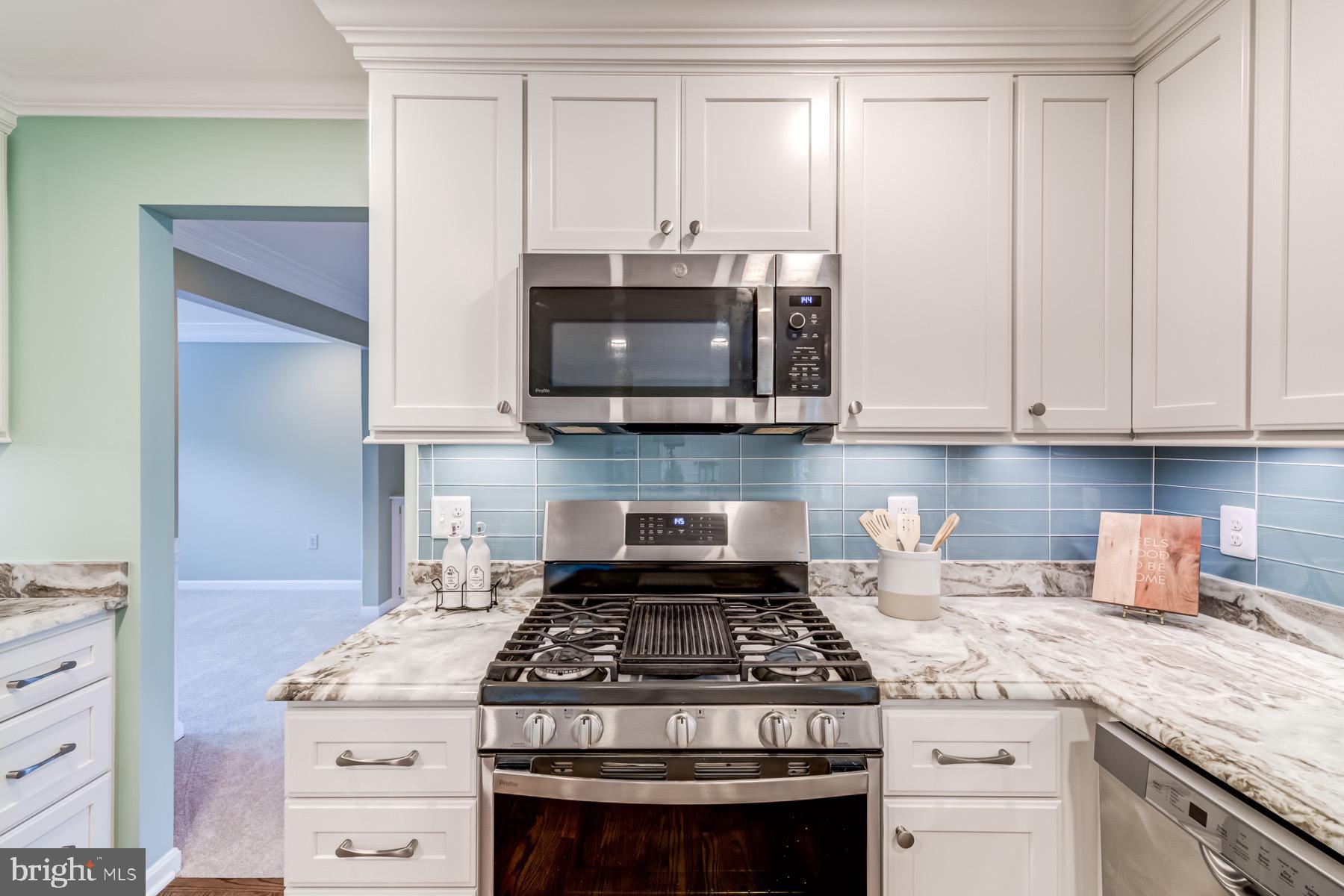 7593 Seabrook Lane Springfield, VA 22153 - Photo 8 of 57