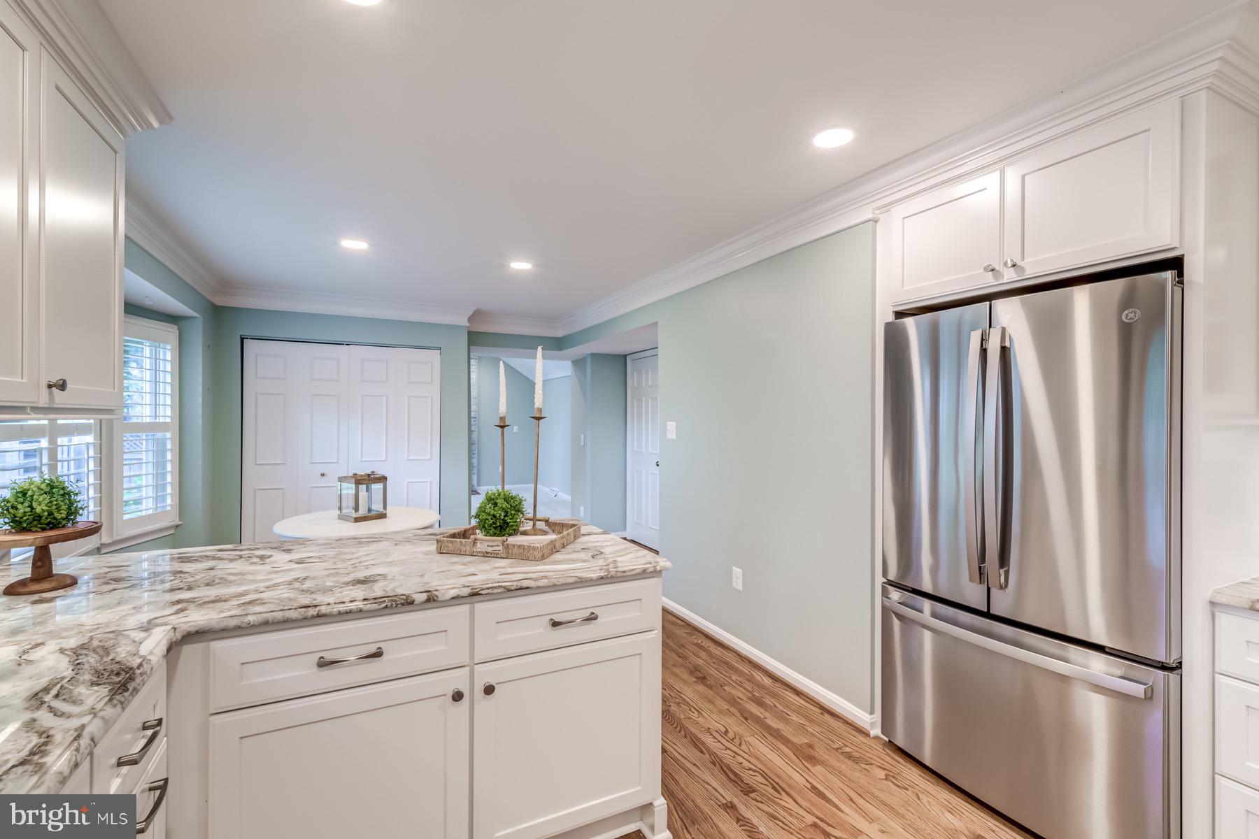 7593 Seabrook Lane Springfield, VA 22153 - Photo 9 of 57