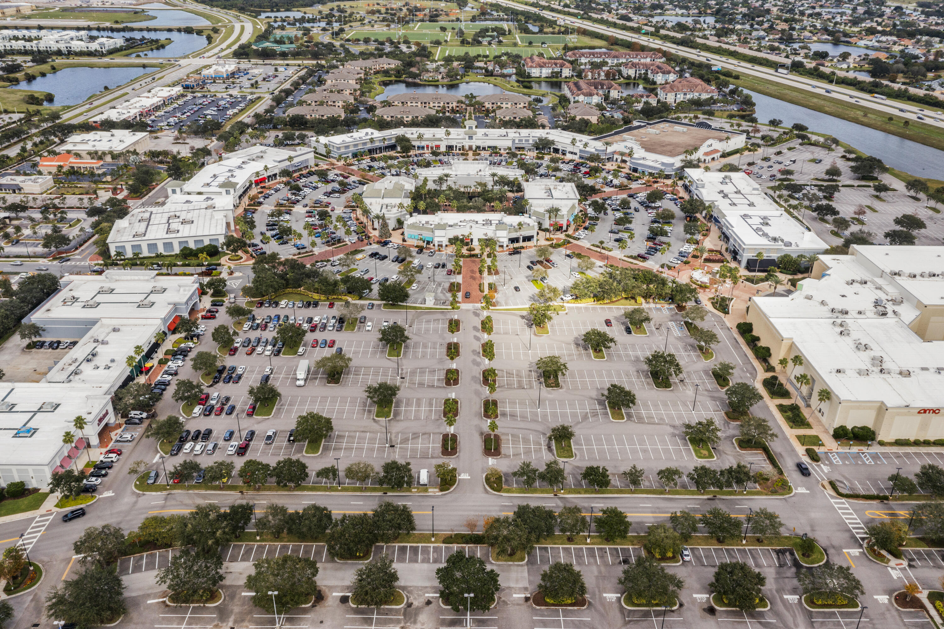 7065 Primavera Lane Melbourne, FL 32940 - Photo 34 of 40 view of a city