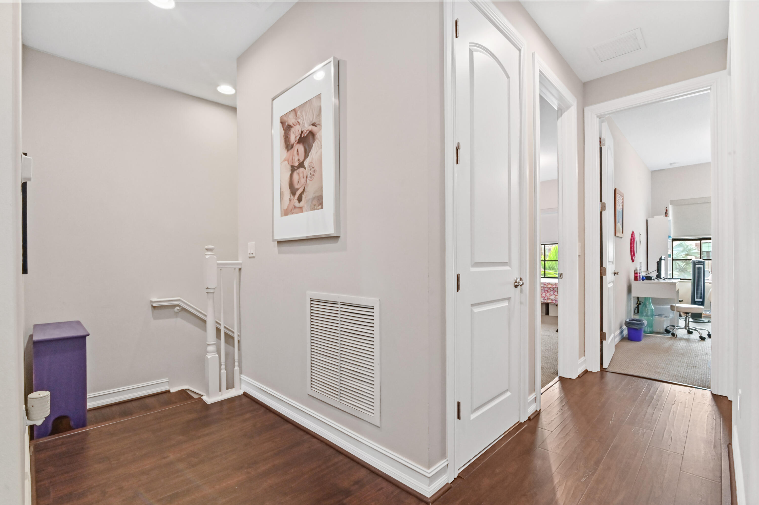 10179 Akenside Drive Boca Raton, FL 33428 - Photo 19 of 45 17 hallway 01