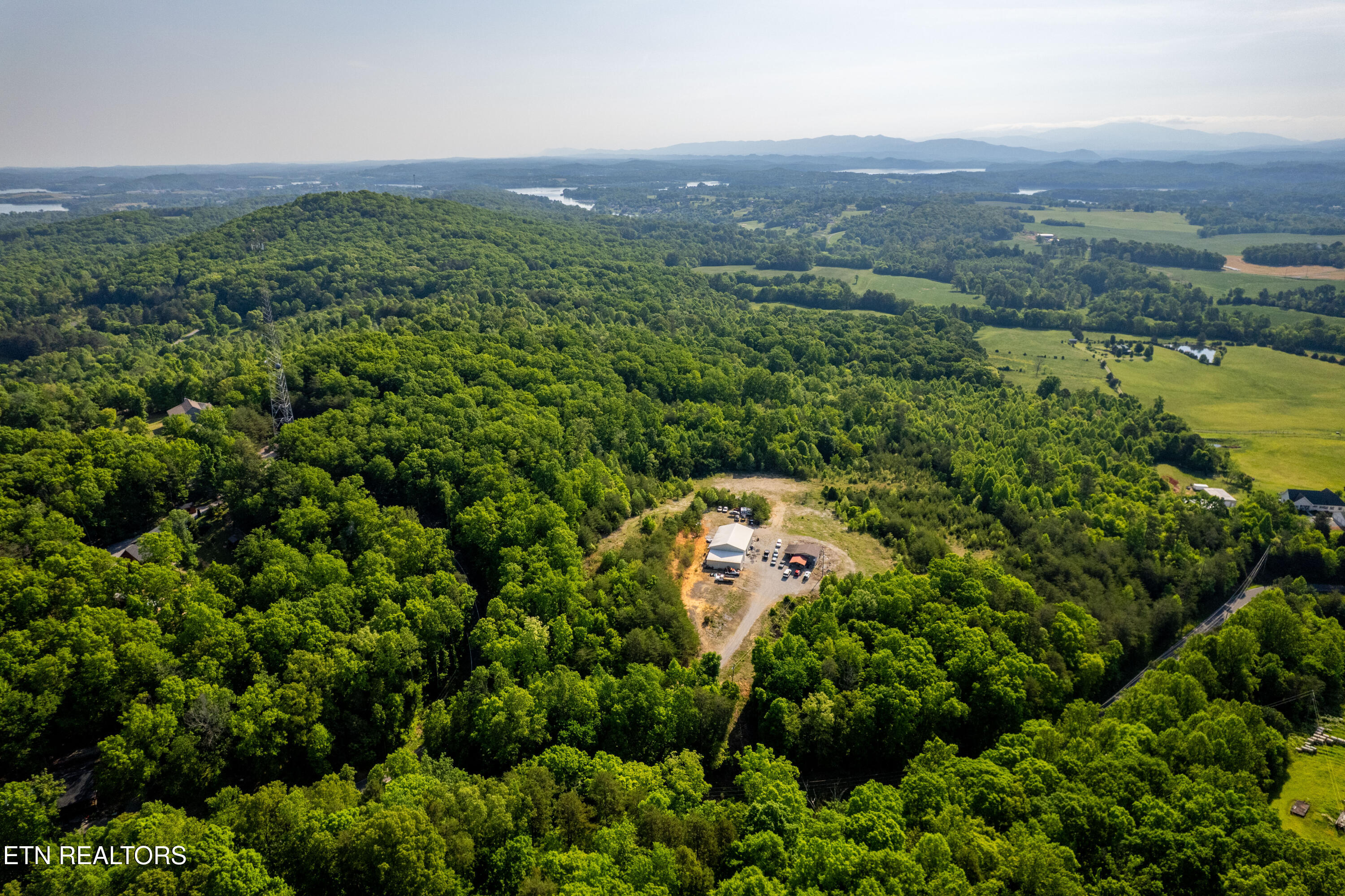 110 Garren Road Madisonville, TN 37354 - Photo 12 of 55 110GarrenRd-17