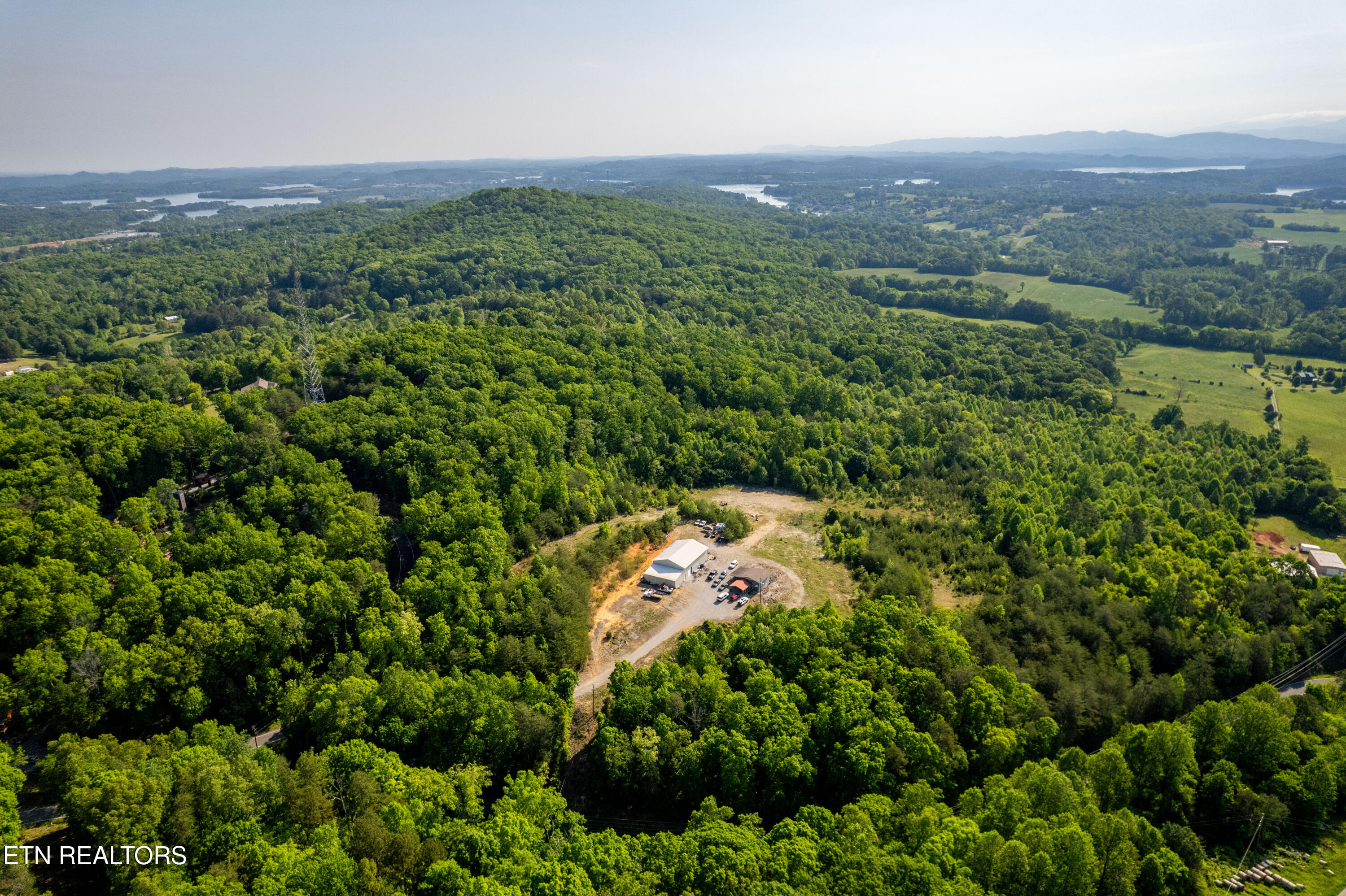 110 Garren Road Madisonville, TN 37354 - Photo 13 of 55 110GarrenRd-18