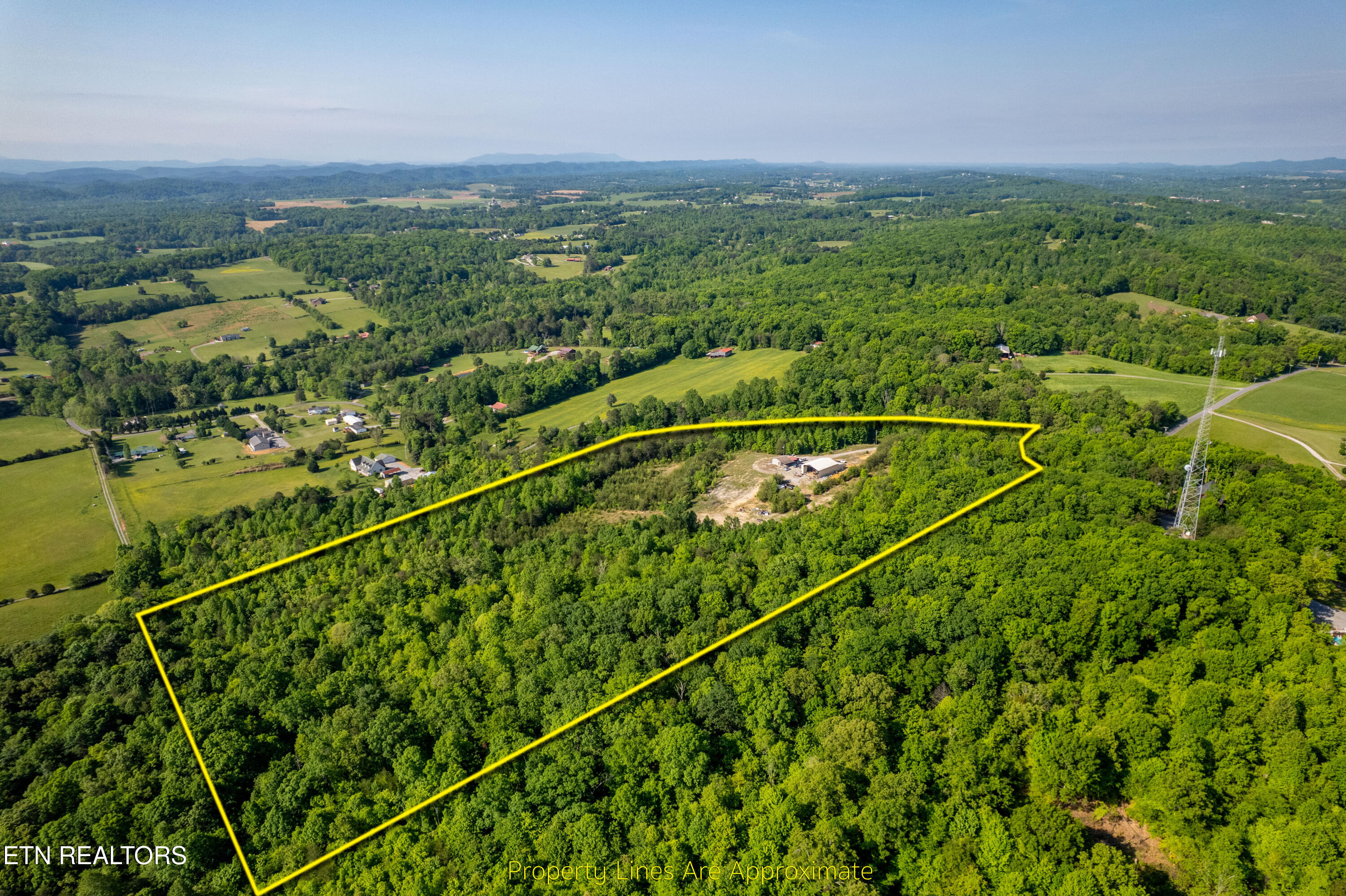 110 Garren Road Madisonville, TN 37354 - Photo 25 of 55 110GarrenRd-34