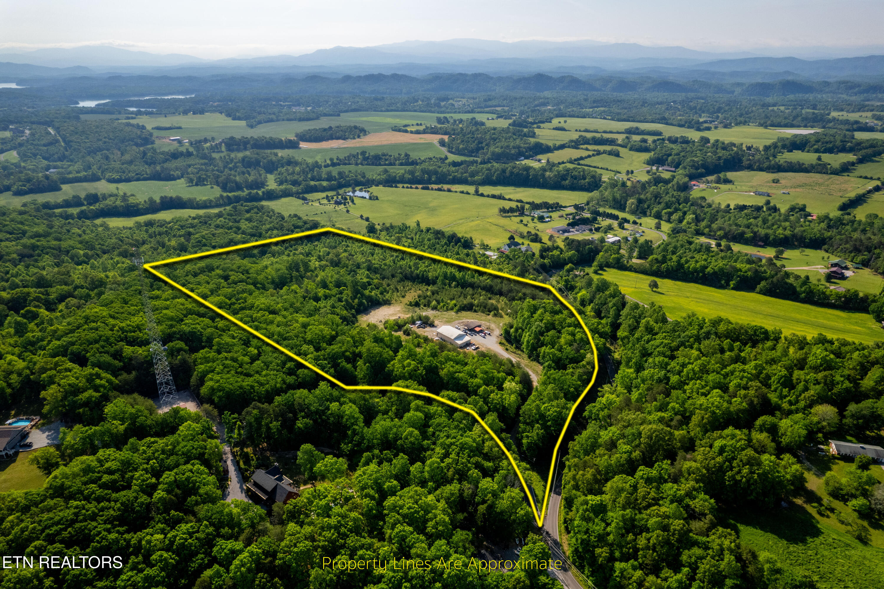 110 Garren Road Madisonville, TN 37354 - Photo 36 of 55 110GarrenRd-42