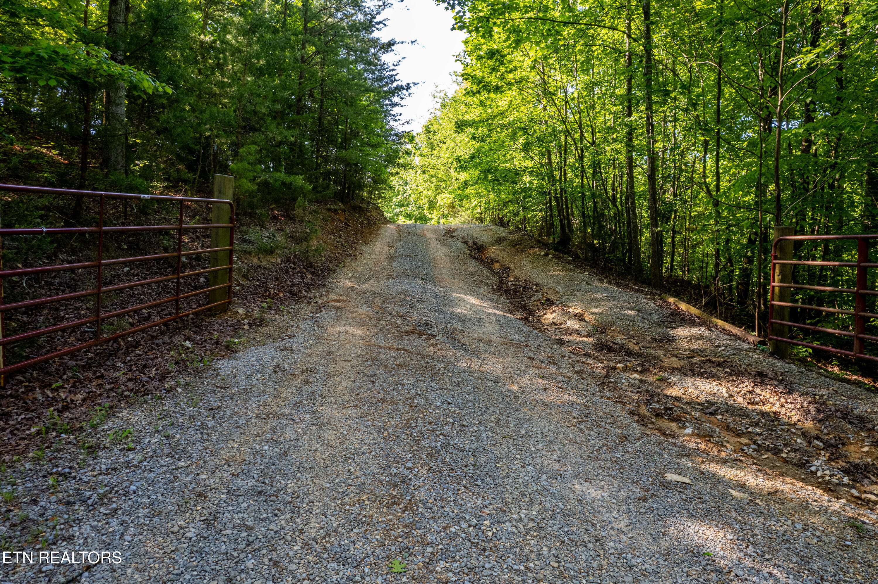 110 Garren Road Madisonville, TN 37354 - Photo 39 of 55 110GarrenRd-46