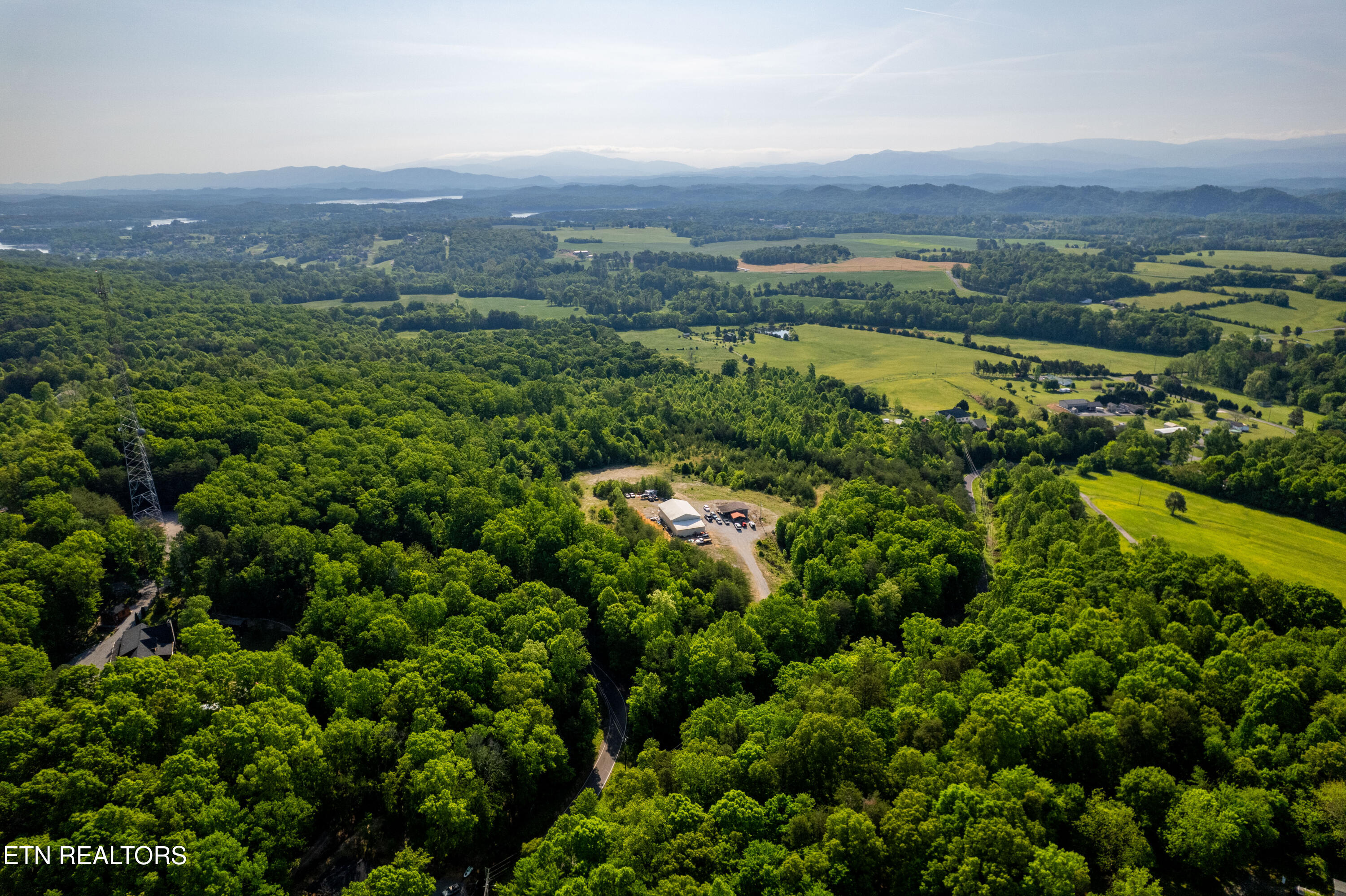 110 Garren Road Madisonville, TN 37354 - Photo 10 of 55 110GarrenRd-15