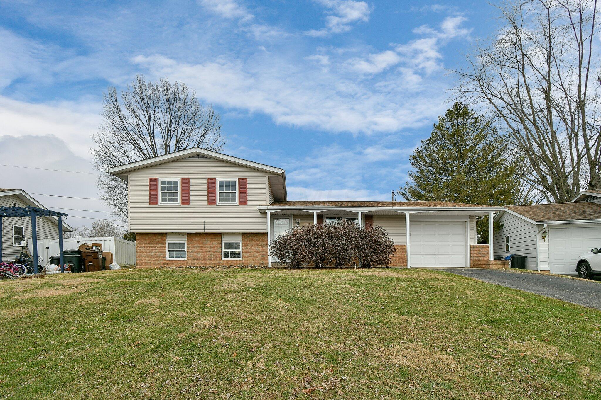 176 Ruth Avenue Logan, OH 43138 - Photo 1 of 25 Welcome to 176 Ruth Avenue in Logan, Ohio!
