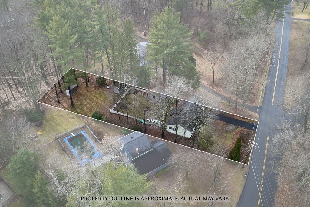 848 Ryan Road Northampton, MA 01062 - Photo 5 of 40