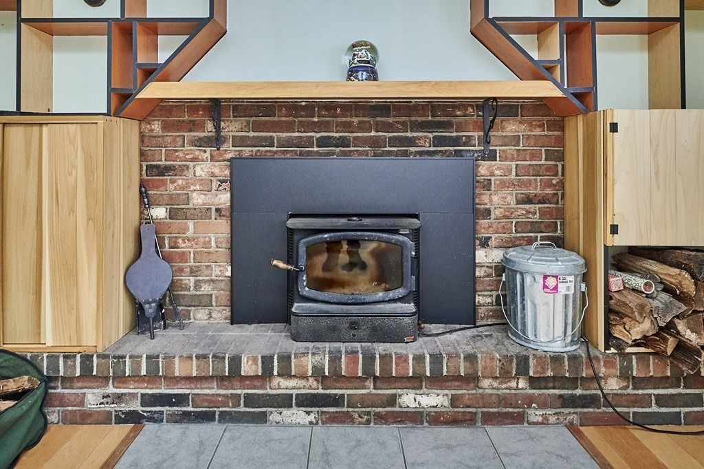 848 Ryan Road Northampton, MA 01062 - Photo 9 of 40